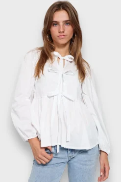 Blouses>Meet Me There Angel Blouse White