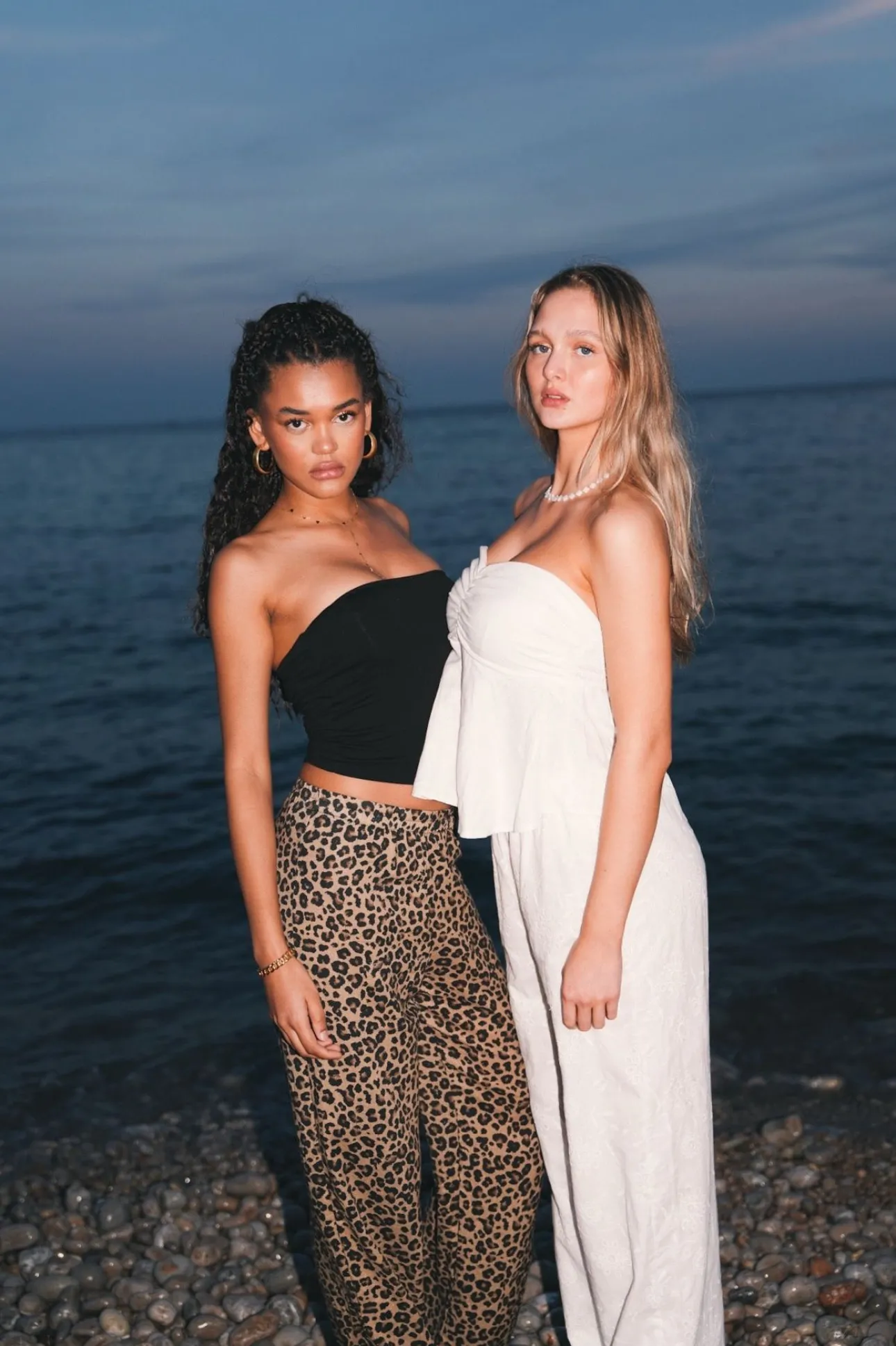 Hauts>Meet Me There Breeze Top White (Pre-Order)
