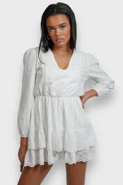 Robes><noscript><img width=